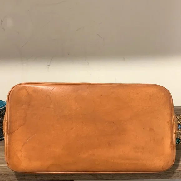 Louis Vuitton Alma PM (bigger one) Hand Bag - Picture 7 of 13